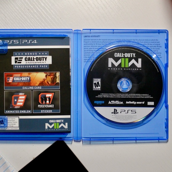 PS5 call of duty modern warfare 2 - Picture 3 of 4